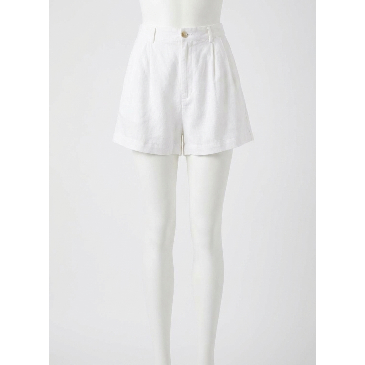 New Bella Dahl Pleat Front Trouser Short In White